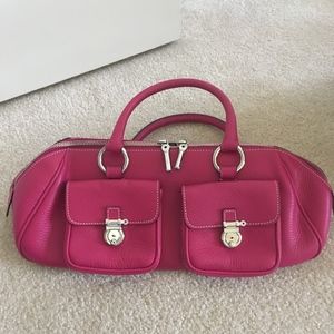 Burberry Purse!